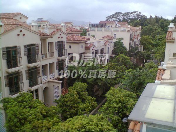 蓝山别墅238万a别墅反水5室2厅2卫别墅墙装修图片